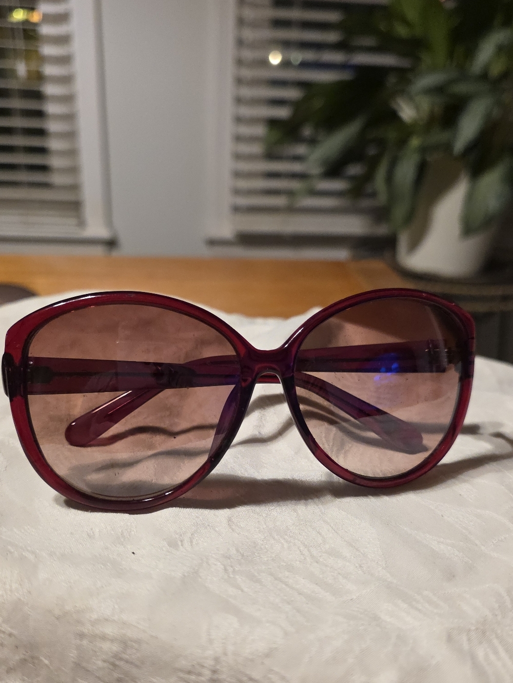 Calvin Klein Vintage Women's Oversized Pink Gradient Sunglasses